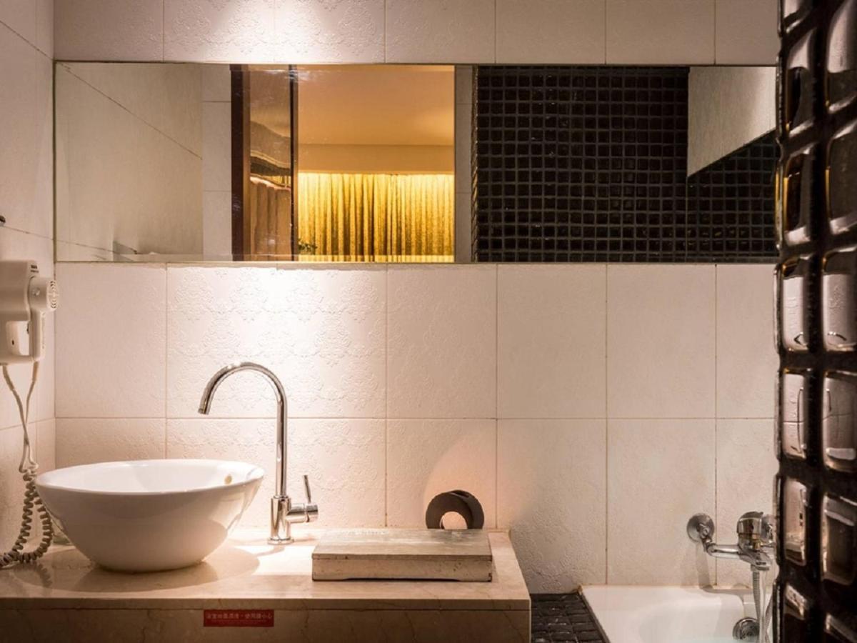 Liti Motel Taichung Eksteriør bilde