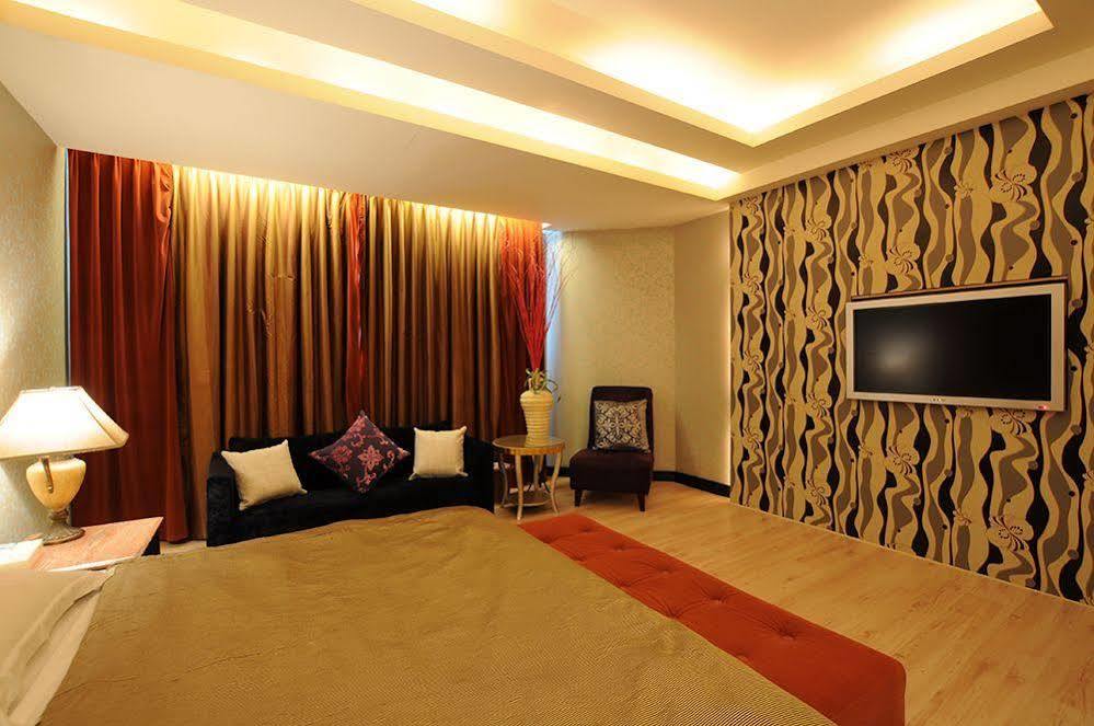 Liti Motel Taichung Eksteriør bilde